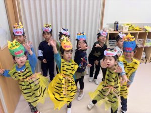 👹鬼のパンツはなんでトラ柄🐯なんだろう?